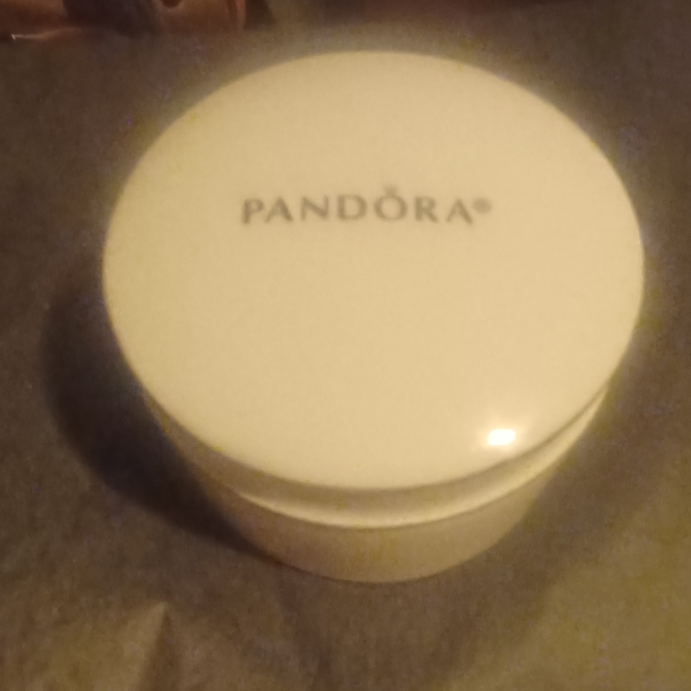 Pandora Cream Round Jewelry Box